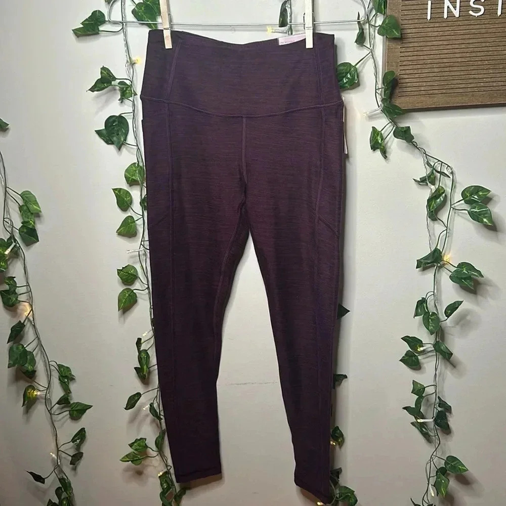 Victoria’s Secret Incredible Essential Leggings High Rise 7/8 Length NWT - Picture 2 of 9